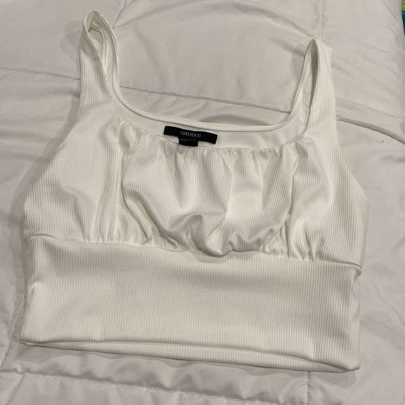 ruched crop top - Picture 2 of 4